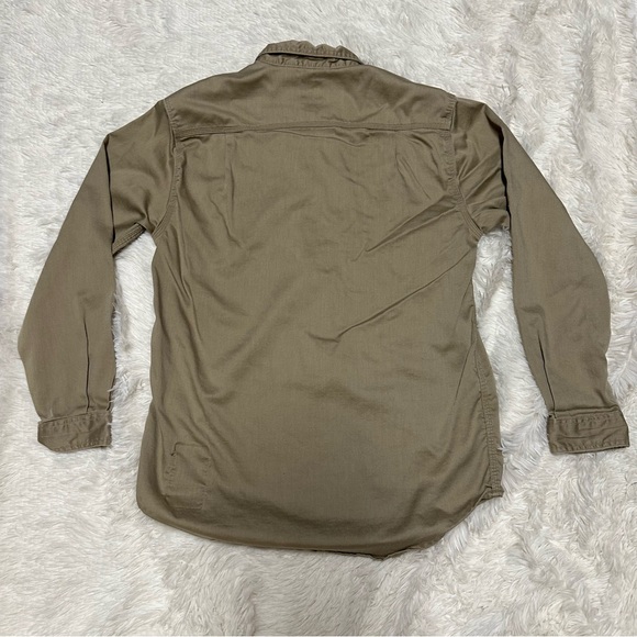 Carhartt Men’s Long Sleeve Fire Retardant Button Down Work Shirt - Picture 2 of 8